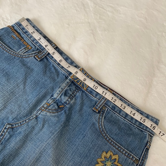 LEVI’S Button Fly Floral Embroidered Denim Mini Skirt - Picture 3 of 16